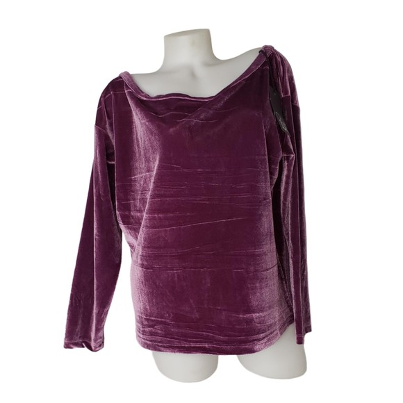 CHASER Purple Velour Long Sleeve Top Size Medium New With Tags - Picture 10 of 10